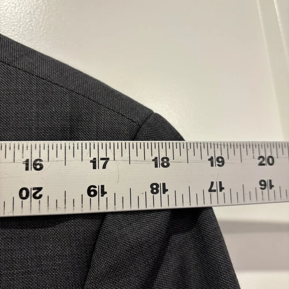 Kenneth Cole Charcoal Gray Two Button Blazer Sport Coat Jacket Triple Pocket 40R